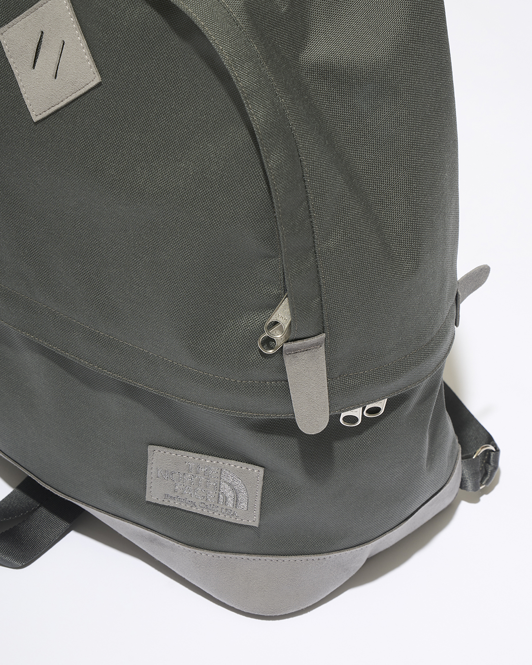 バッグ Medium Day Pack nanamica / CORDURA Nylon Medium Day Pack