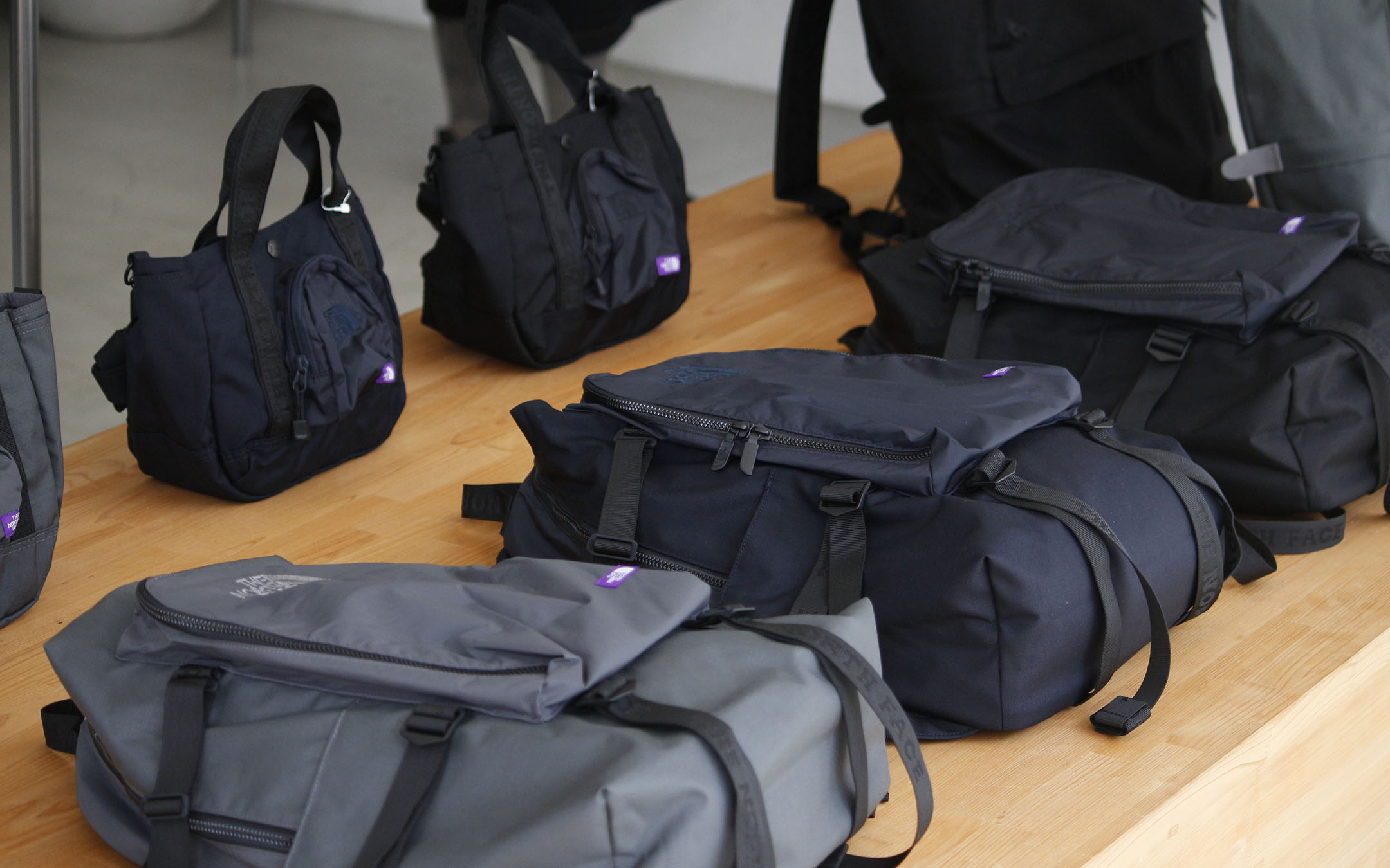 THE NORTHFACE PUPRE LABEL ダウングローブ Amazon | THE NORTH FACE ノースフェイス ヌプシ イーチップ
