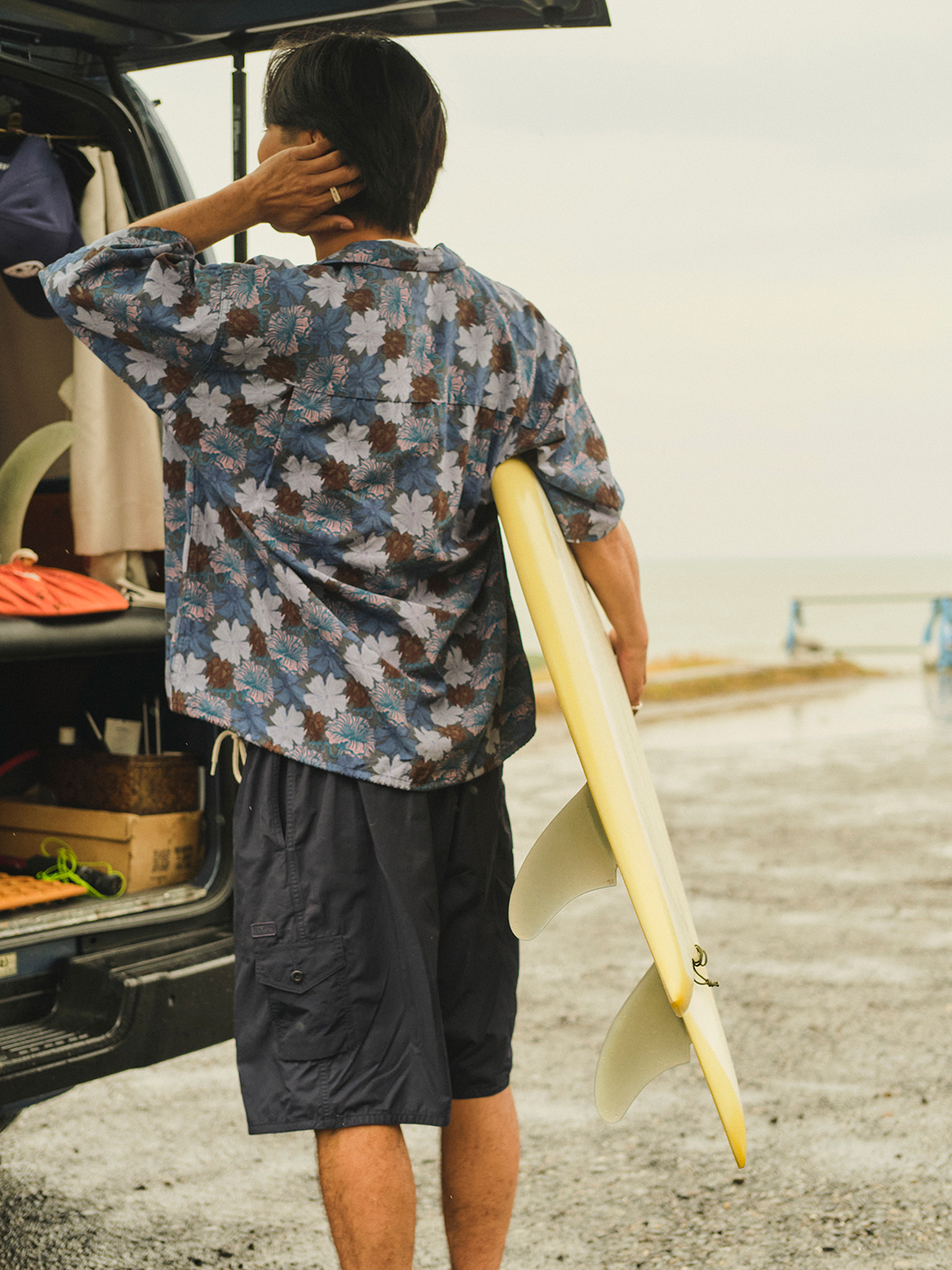 nanamica / Off Shore / On Shift vol.6 波と雪を読みながら、バンで