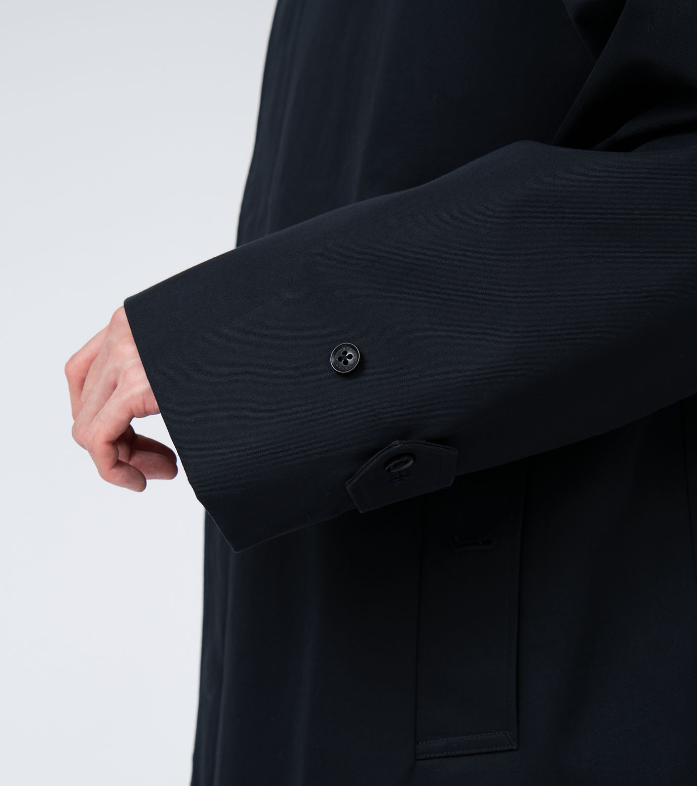 nanamica / 2L Cotton GORE-TEX Balmacaan Coat nanamica / 2L Cotton GORE-TEX Balmacaan Coat