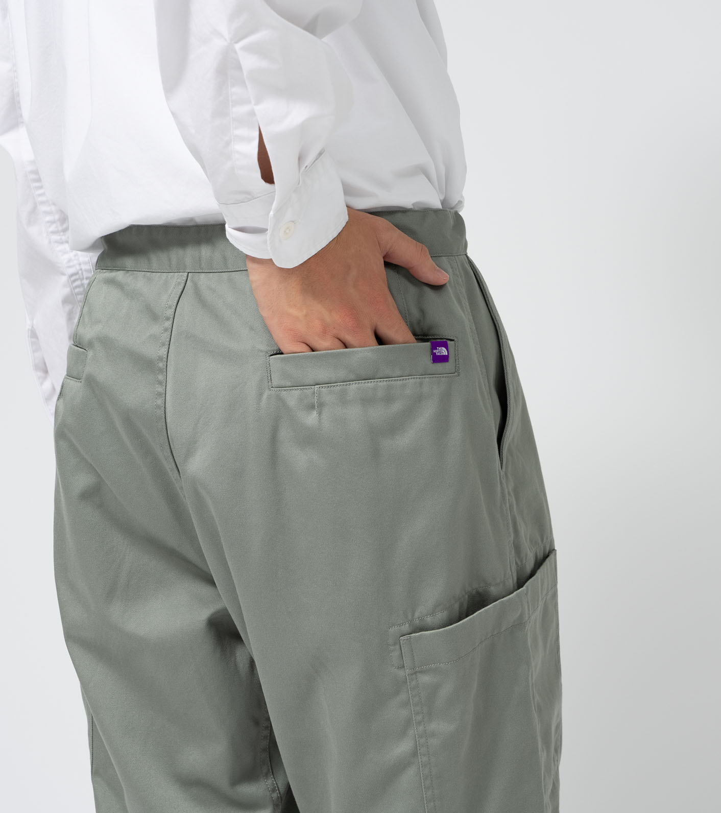 ○専用★新品未使用ザ・ノースフェイス　ナナミカ　チノカーゴショーツ　32　カーキ nanamica / ナナミカ】Cargo Shorts/カーゴショーツ（カーゴ