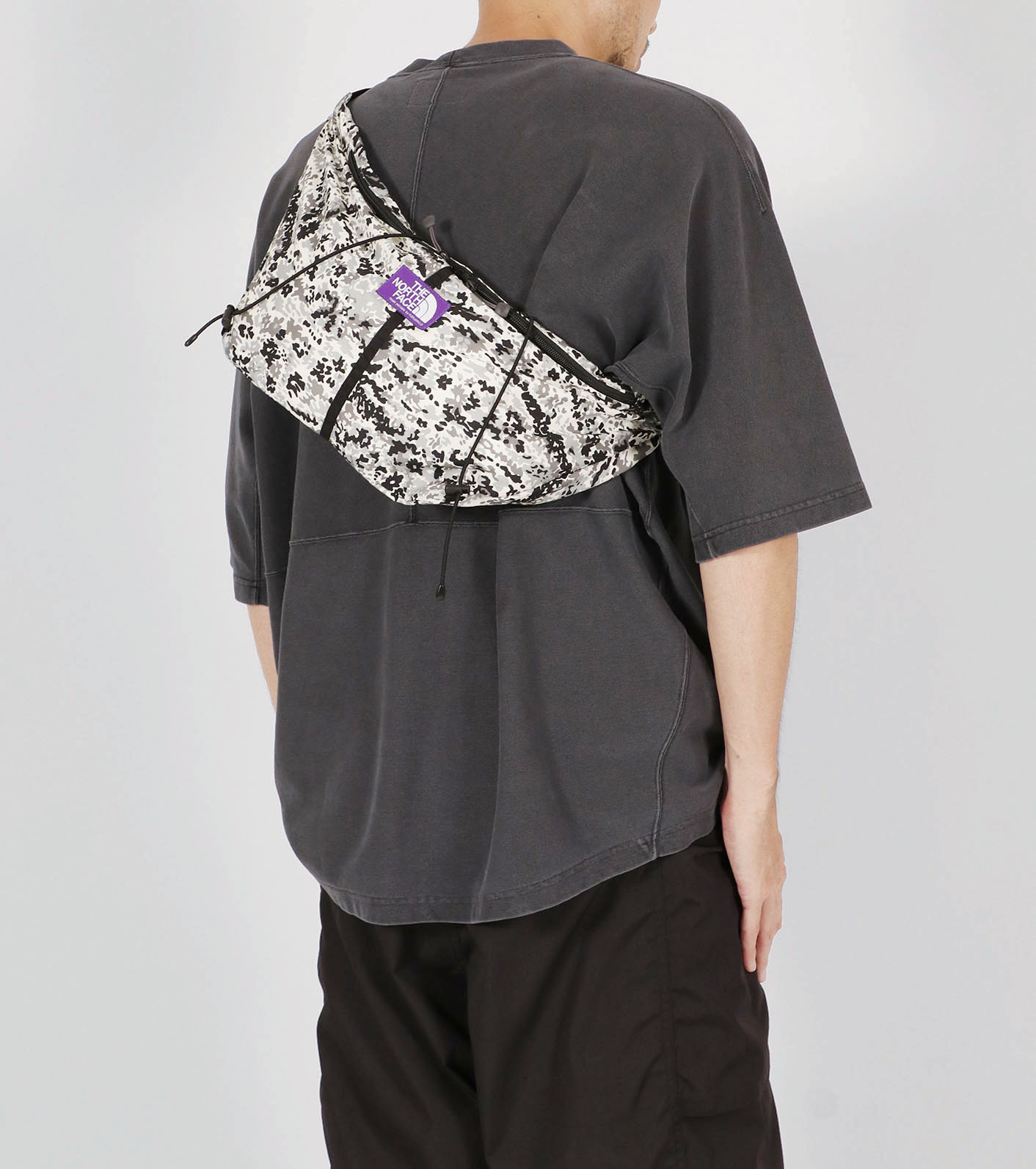 世界的に有名な nanamica Bag Wrap Field Printed Flower / バッグ