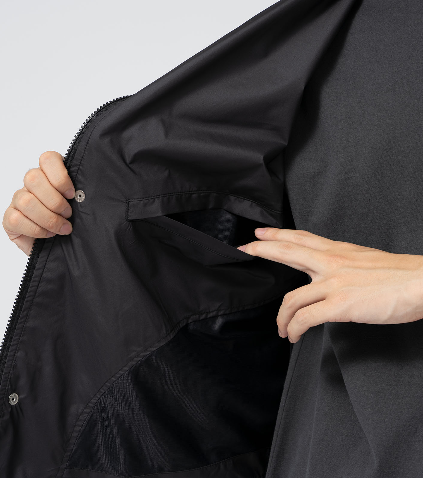 nanamica / Mountain Wind Vest