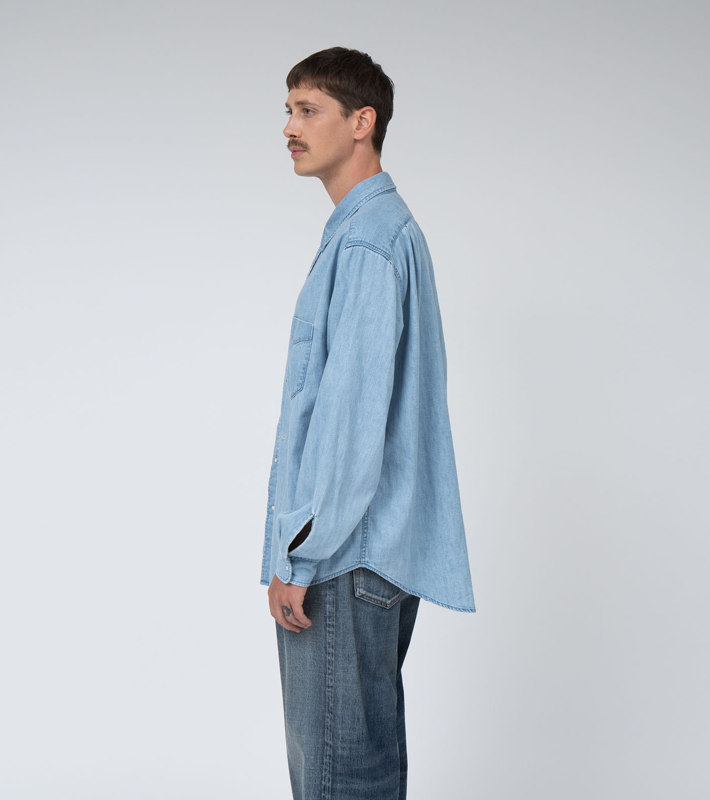 nanamica / Regular Collar Light Denim Shirt