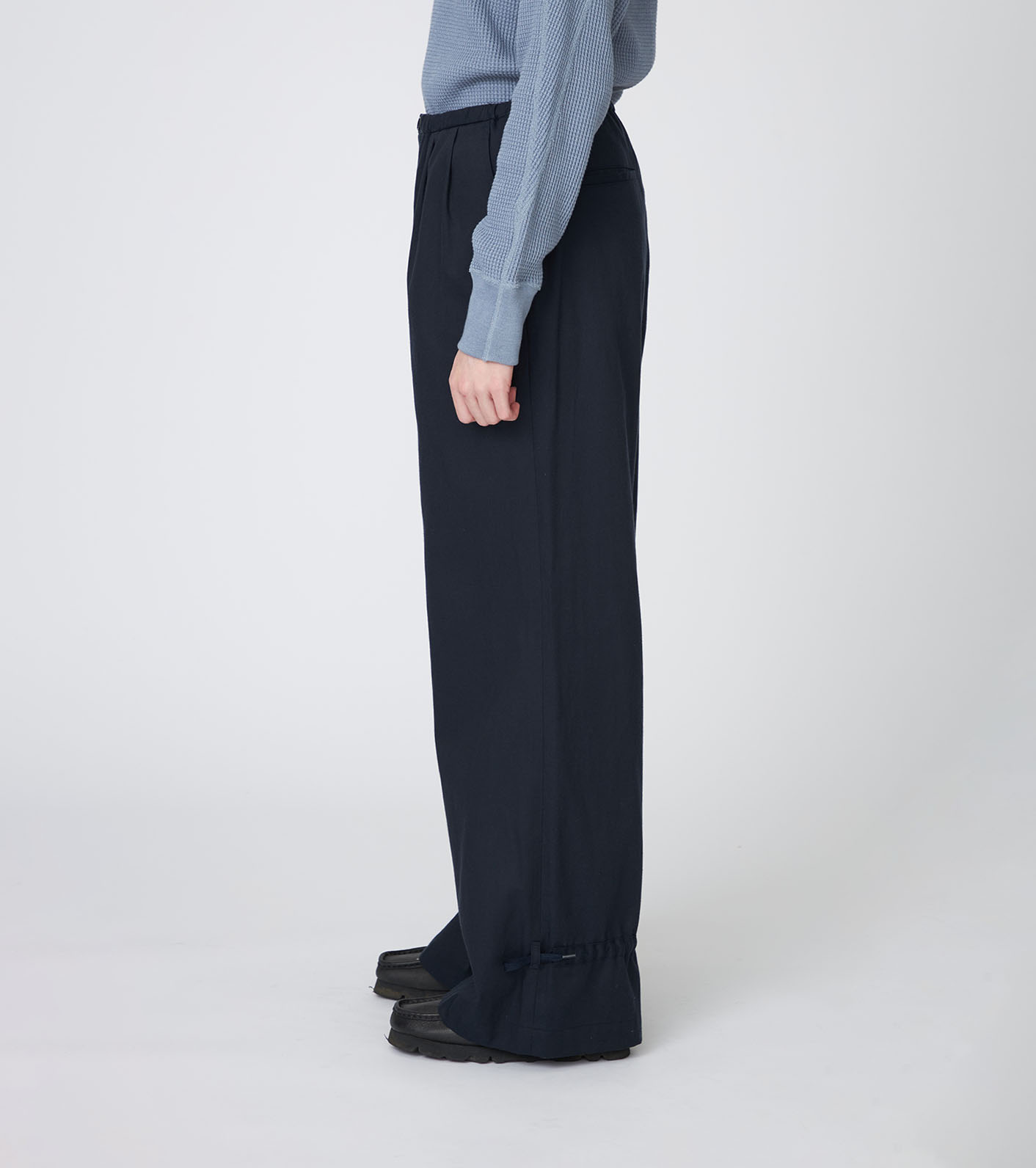 Nala ナラ　cocoon chino コクーンチノ　ブラック　S チノパン Nalaコクーンチノパンツ（Sサイズ、ブラック、2023年夏購入）