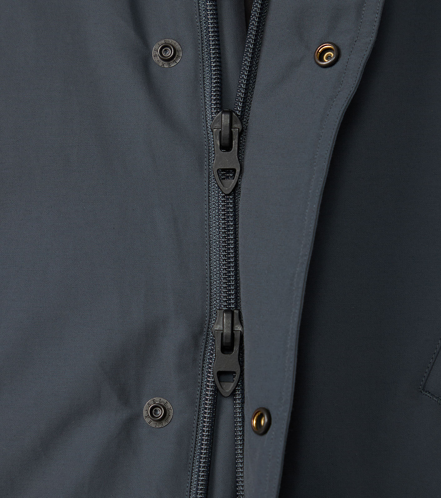 nanamica / Double Peak Short Down Parka