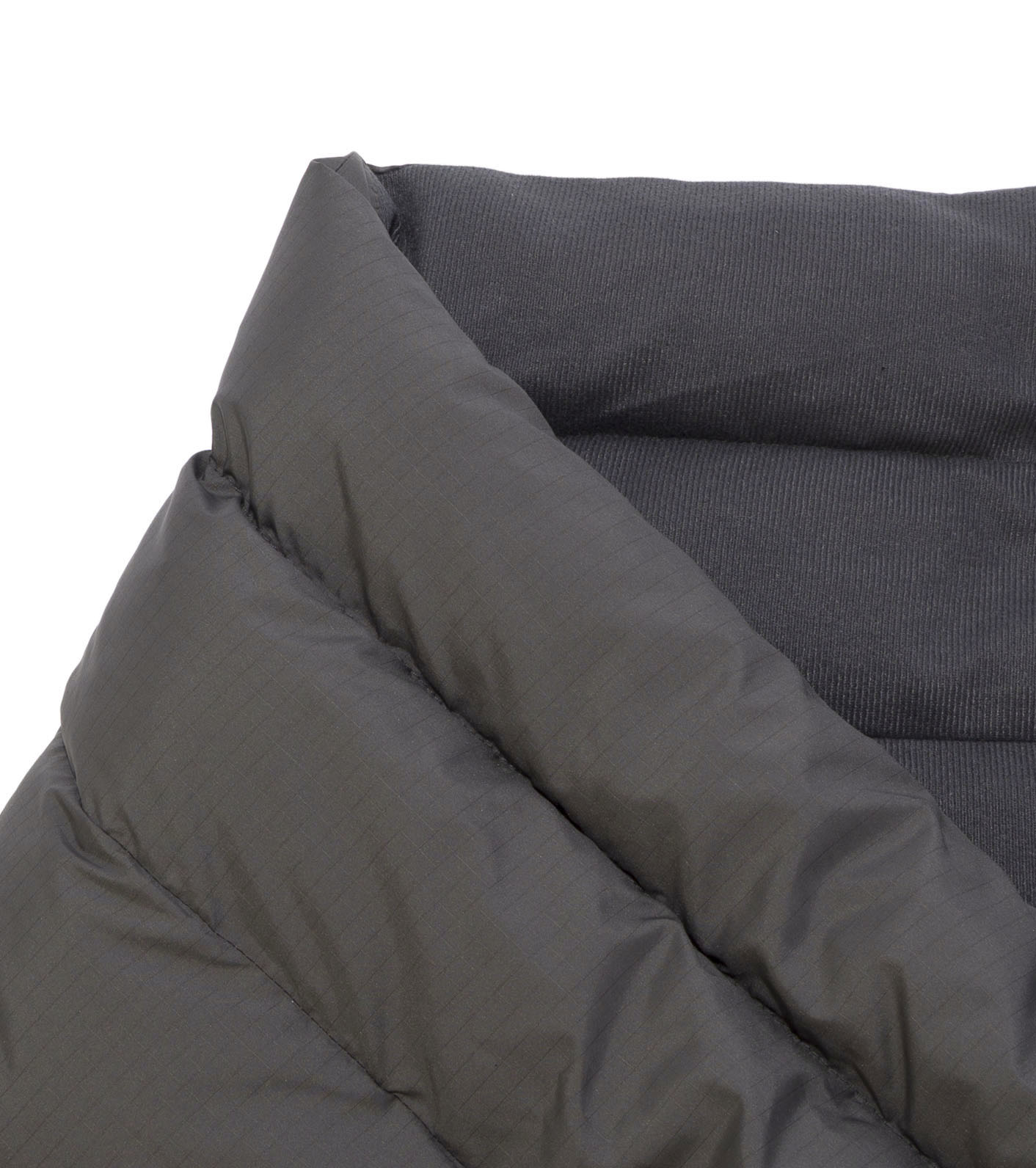 nanamica / Field Down Muffler