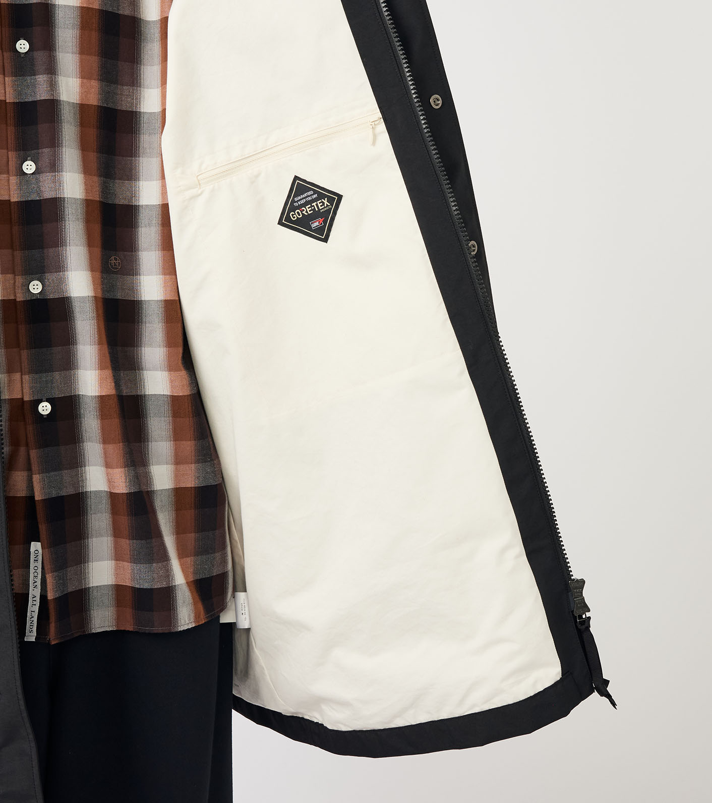 湊 ページ2 2L NYLON GORE-TEX Cruiser Coat(M(MEN) K/ブラック): nanamica