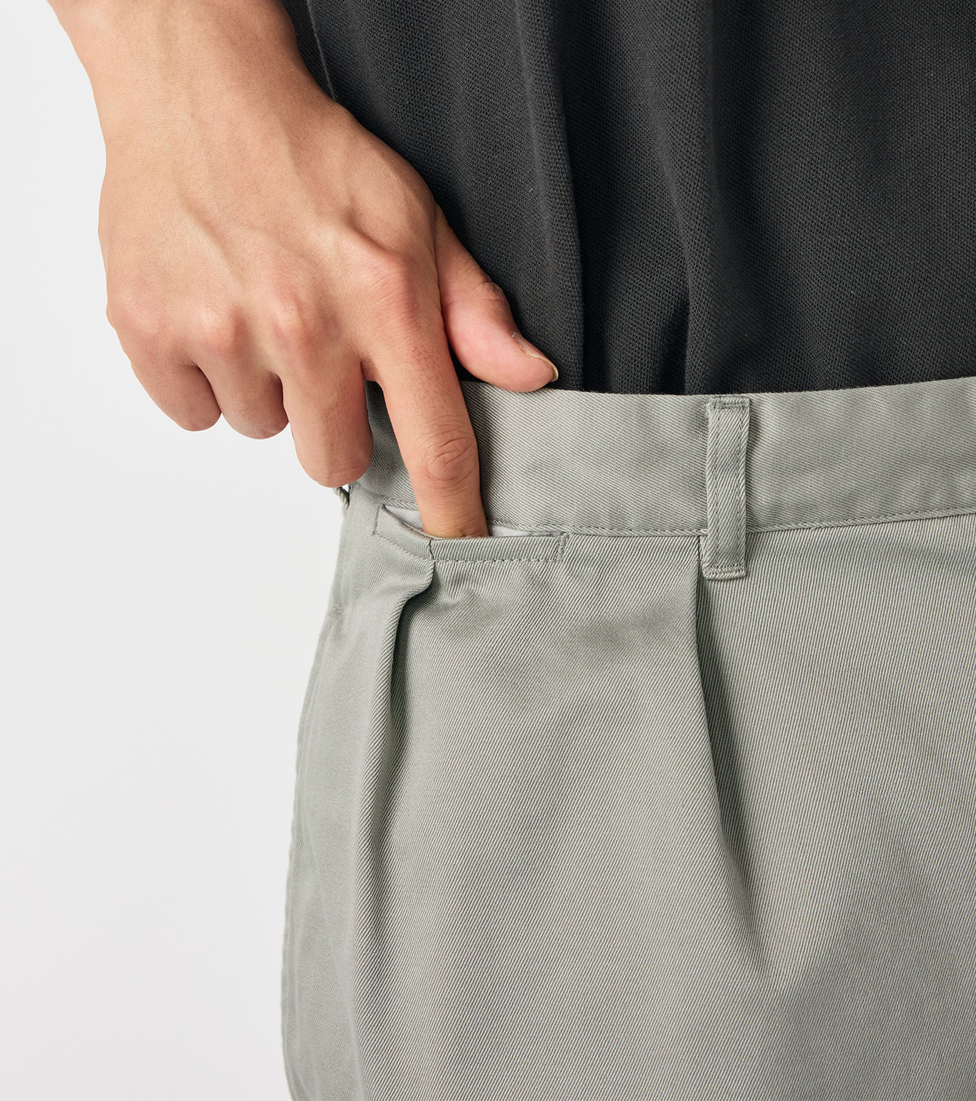nanamica / Double Pleated Chino Shorts