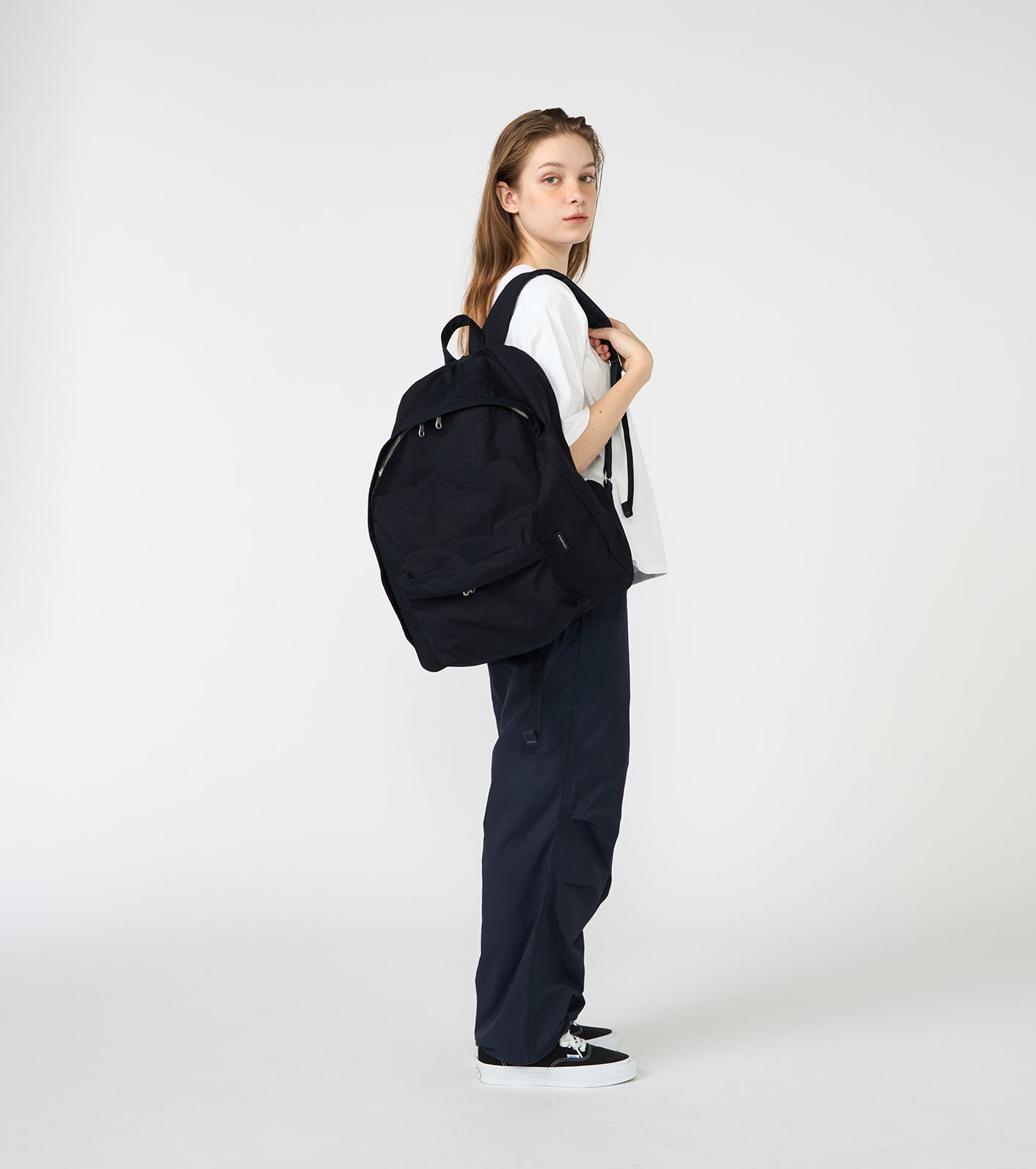 【nanamica】/ Day Pack / S25SO105 / Navy S25SO105_01_1080x.jpg?v=1752647419