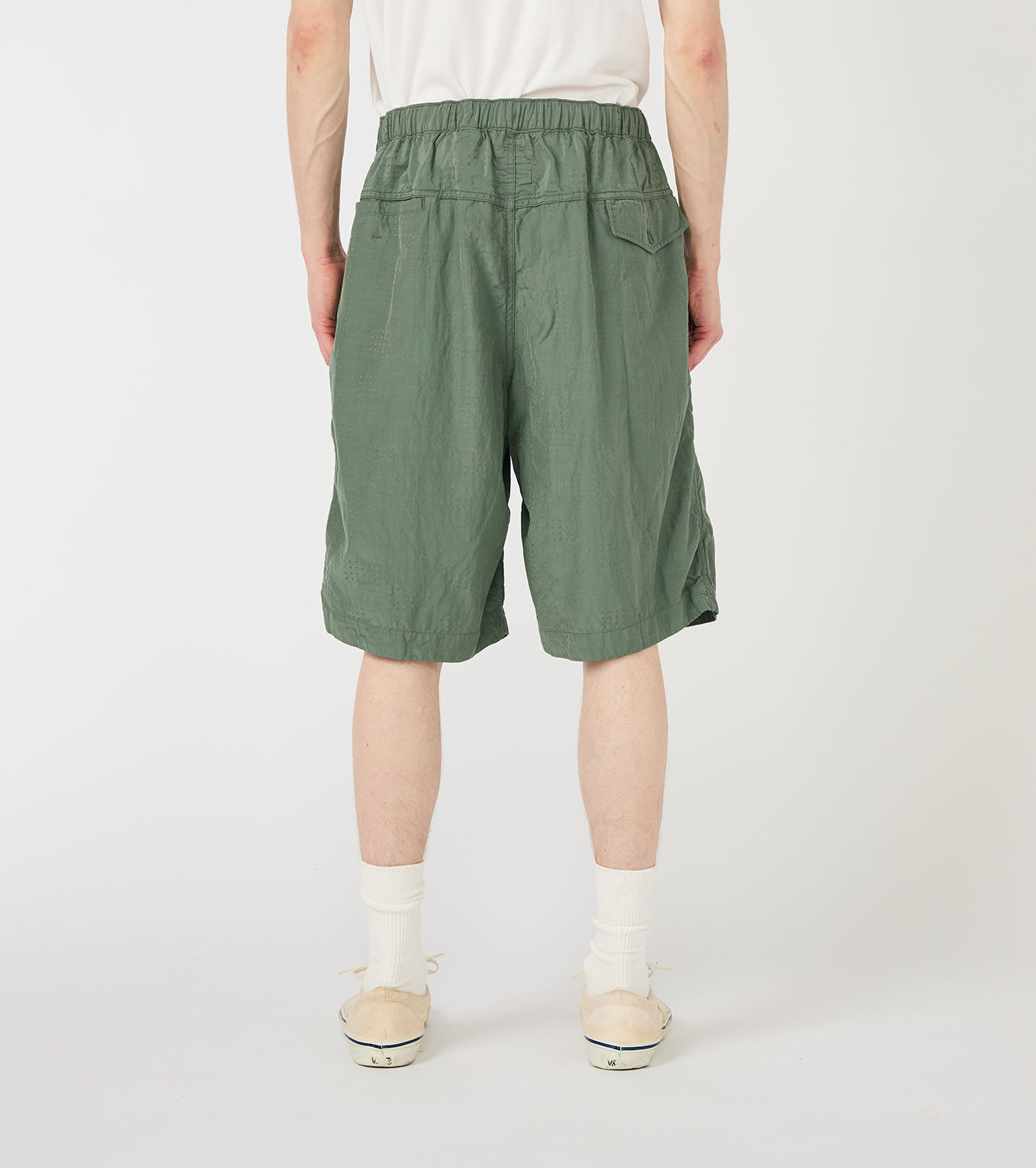 パンツ KYOTO SUMI NYLON EASY CARGO SHORTS SUMI KYOTO SUMI NYLON EASY CARGO SHORTS / SUMI | ATON (MEN)(エイトン