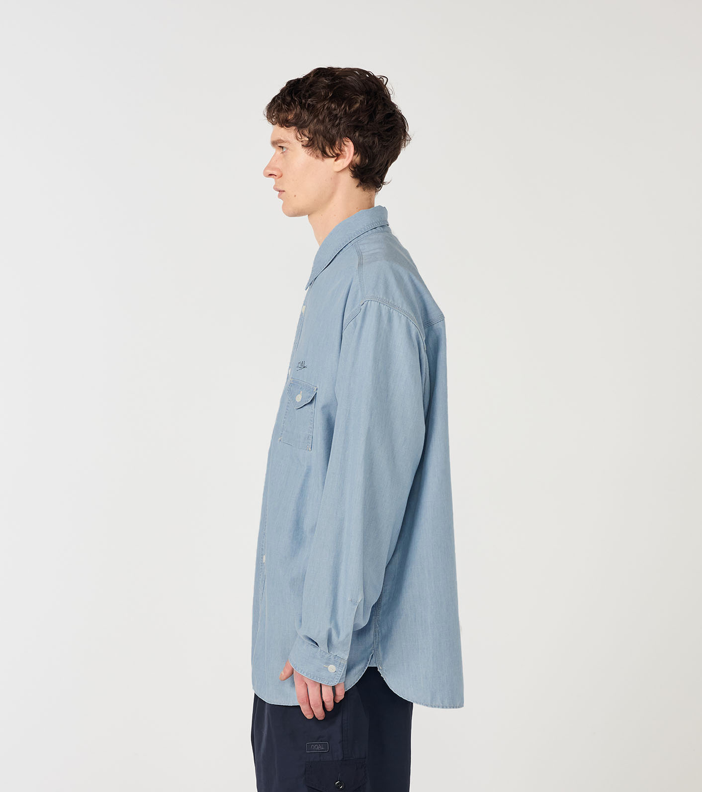 nanamica / Regular Collar Chambray Shirt