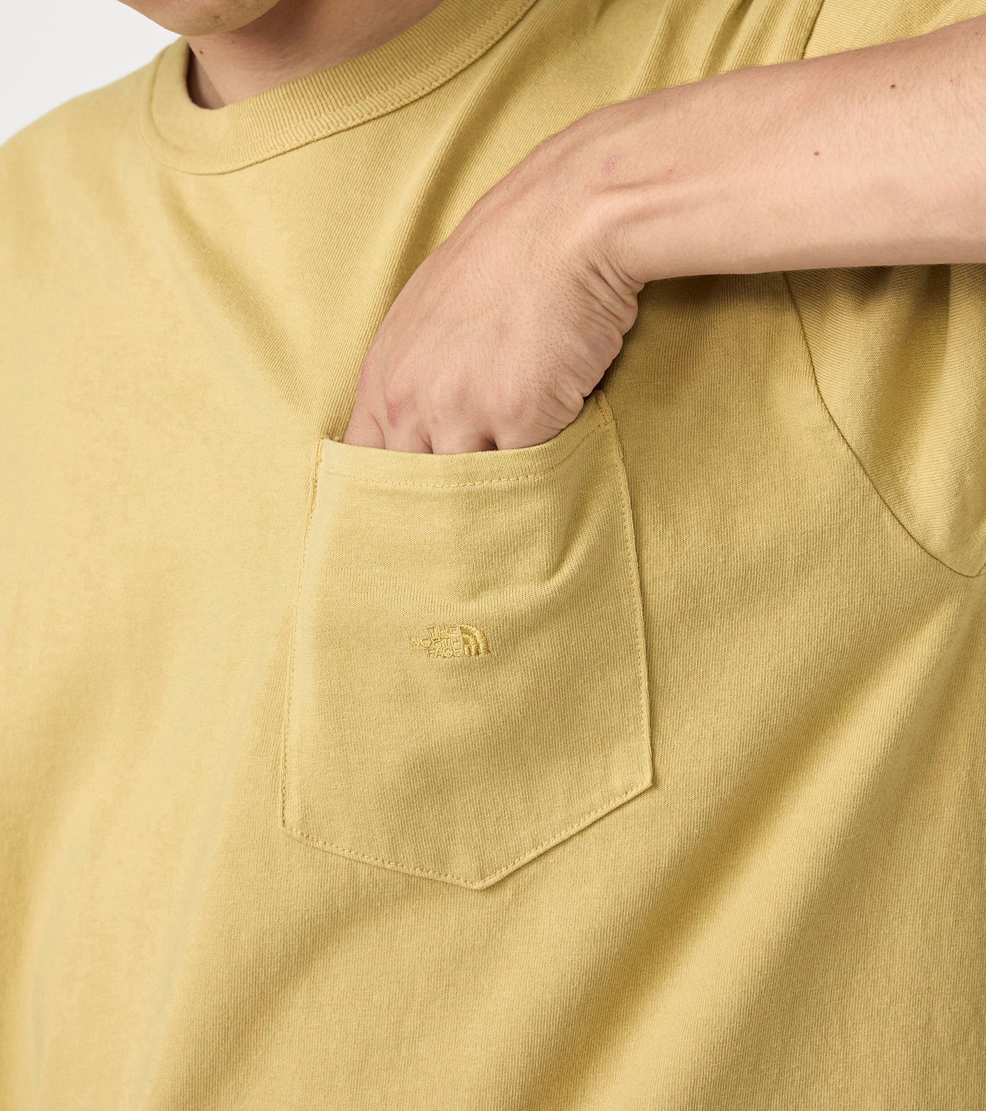 nanamica / 8oz Field Pocket Tee