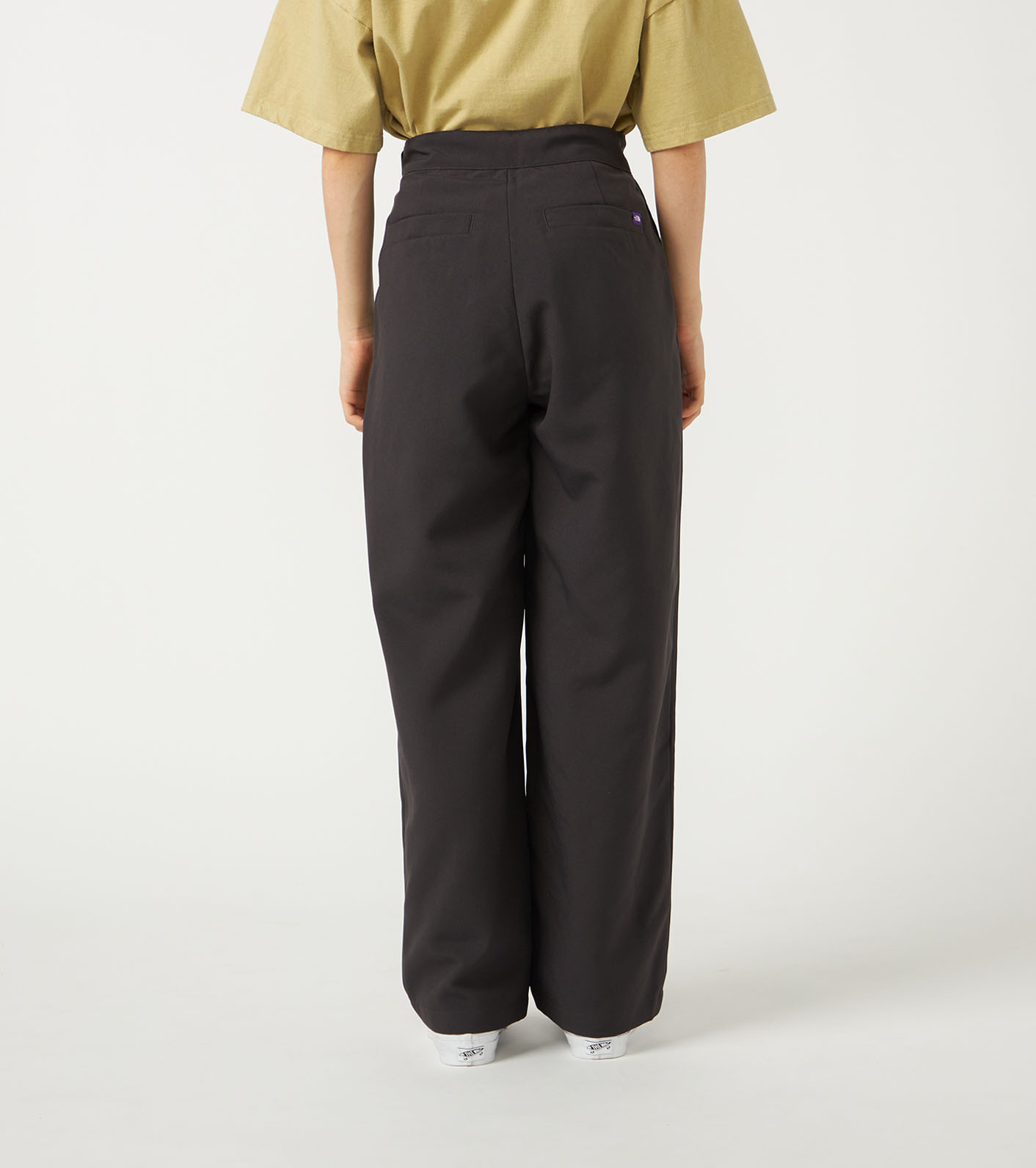 nanamica / Polyester Tropical Field Tuck Pants nanamica / Polyester Tropical Field Tuck Pants