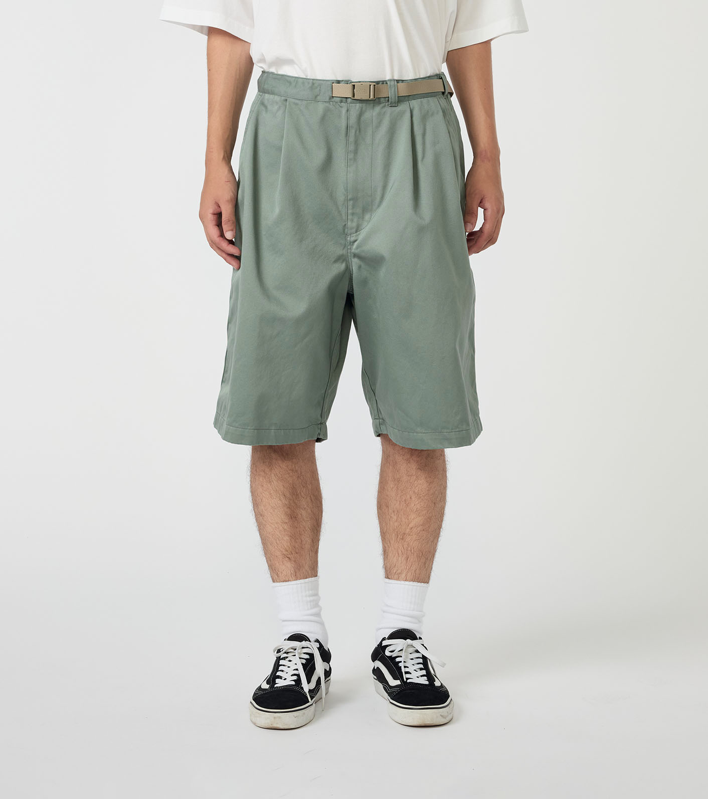 nanamica / Chino Tuck Field Shorts