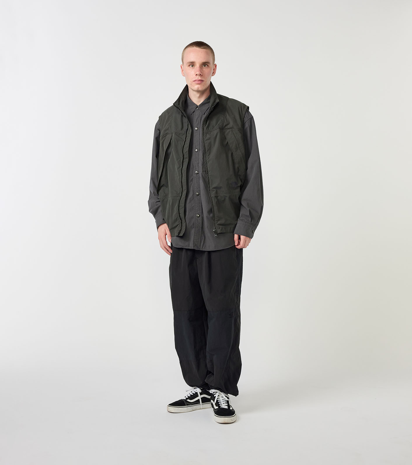 nanamica / Brushed Weather Mountain Wind Vest