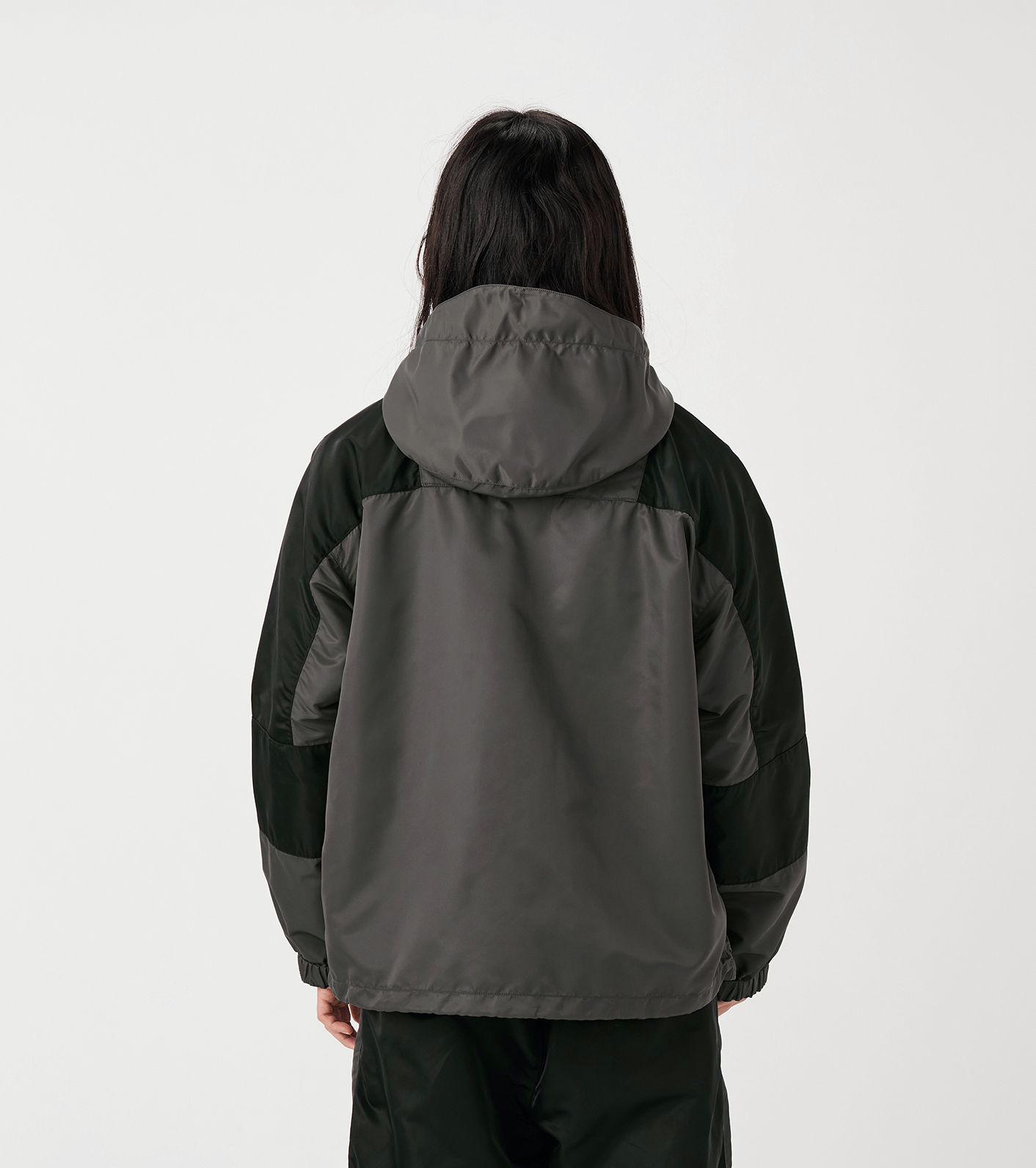 nanamica / Mountain Wind Parka