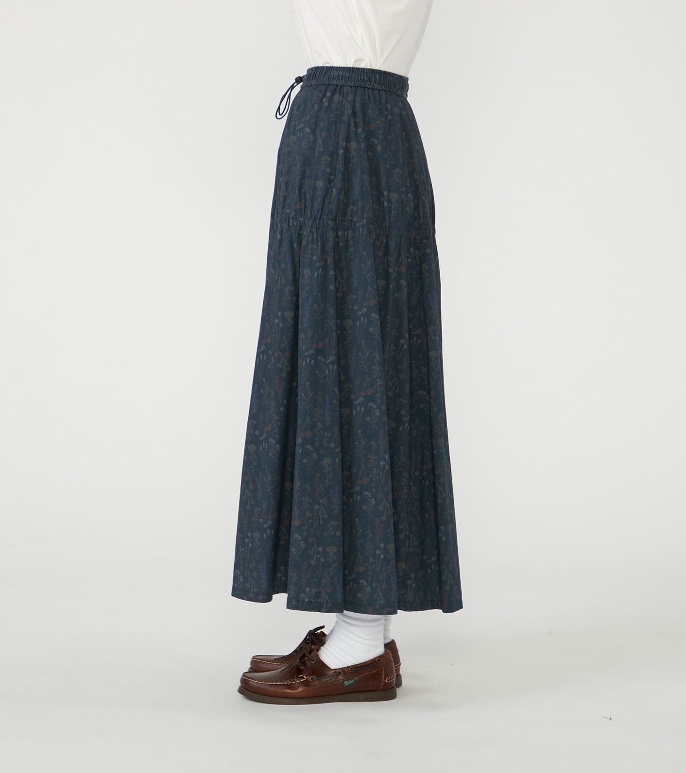 スカート theredthread frontier tiered skirt nanamica / Flower Printed Field Tiered Skirt