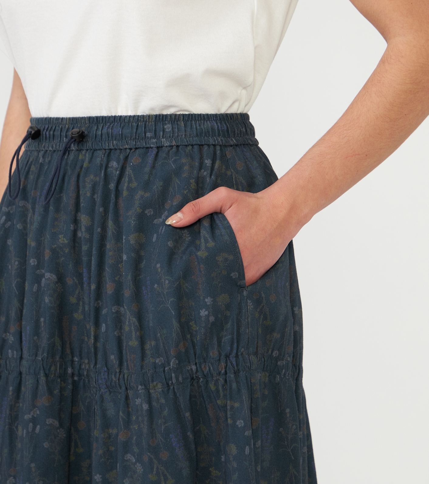 nanamica / Flower Printed Field Tiered Skirt