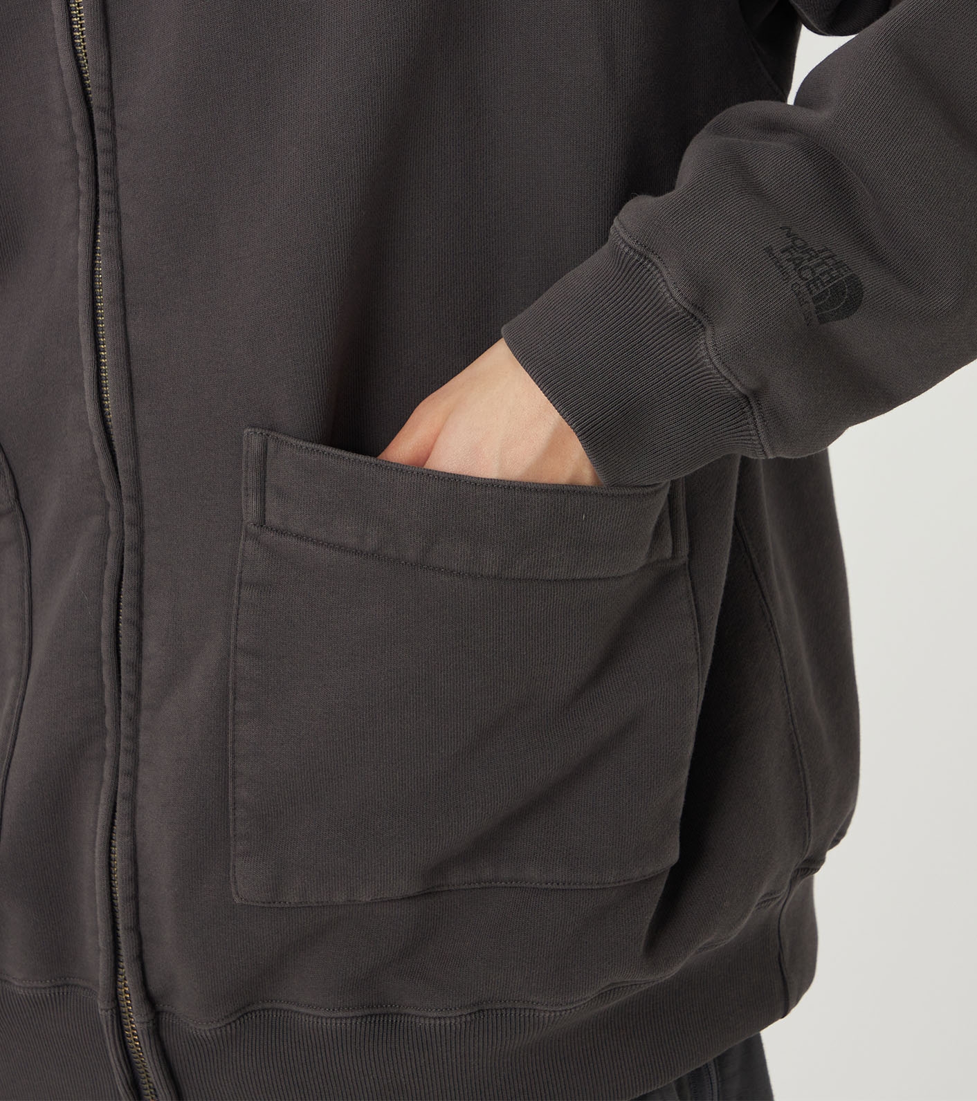 nanamica / Garment Dyed Field Zip Up Hoodie