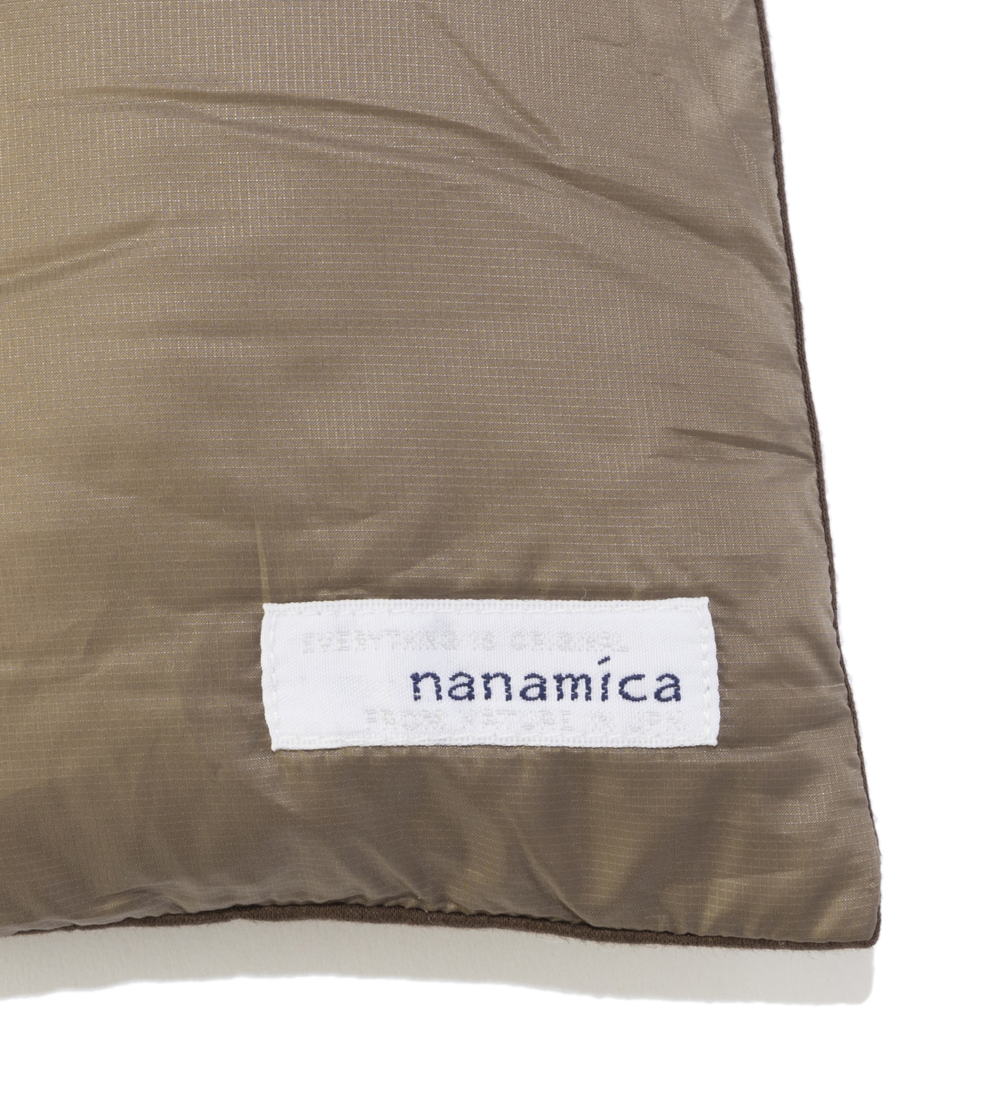 nanamica / Down Muffler