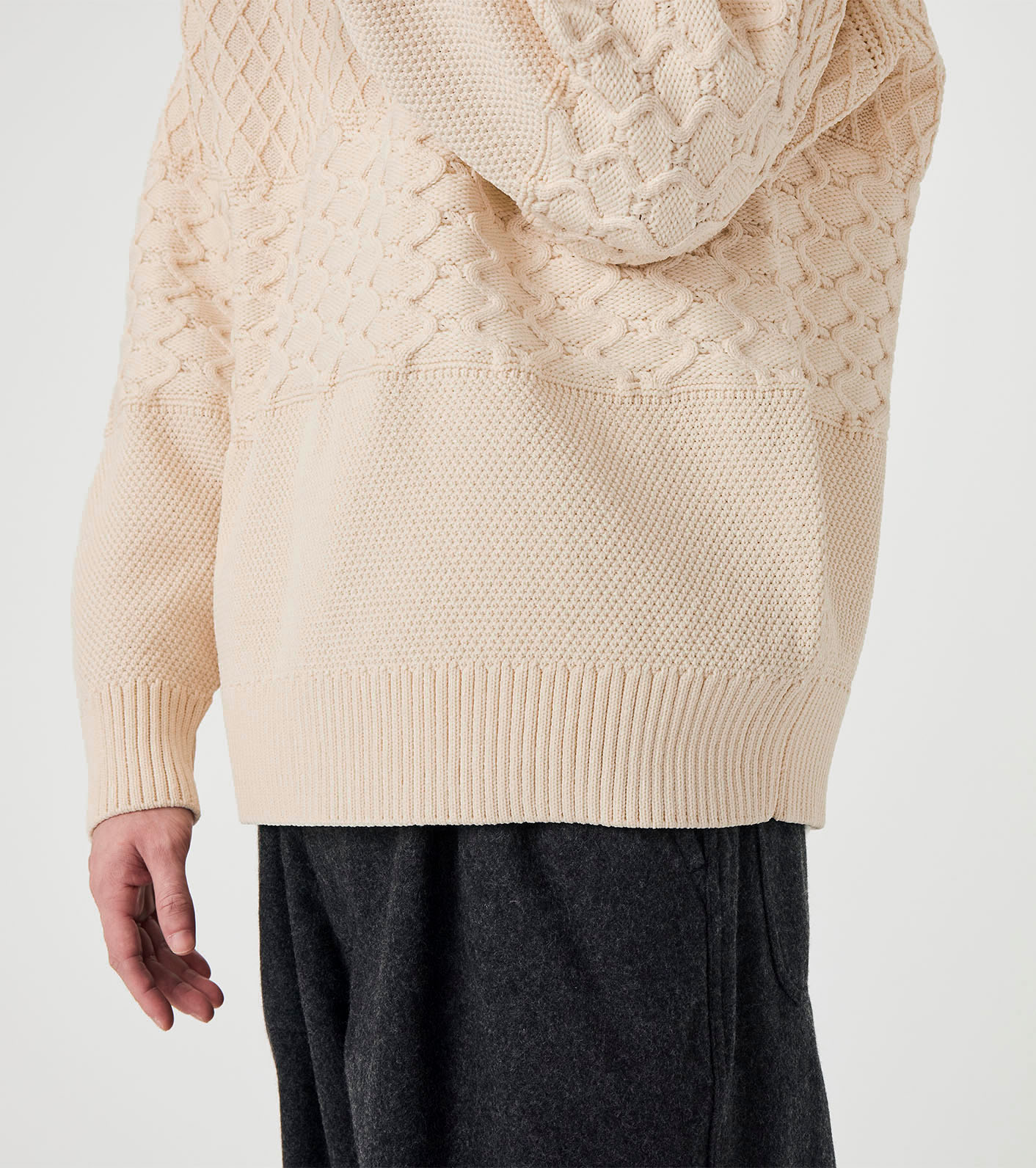 nanamica 7G クルーネックセーター ベージュ　SUJS112 M nanamica / Crew Neck Sweater