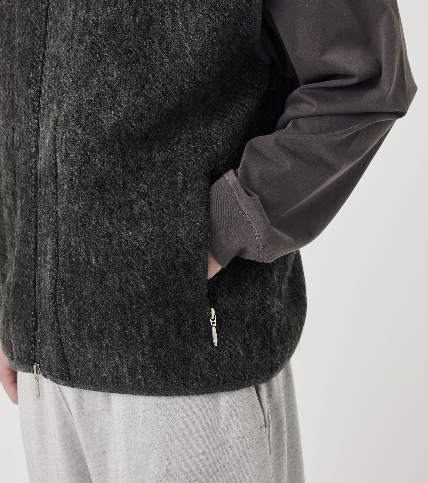 nanamica / OOAL Zip Up Mohair Vest