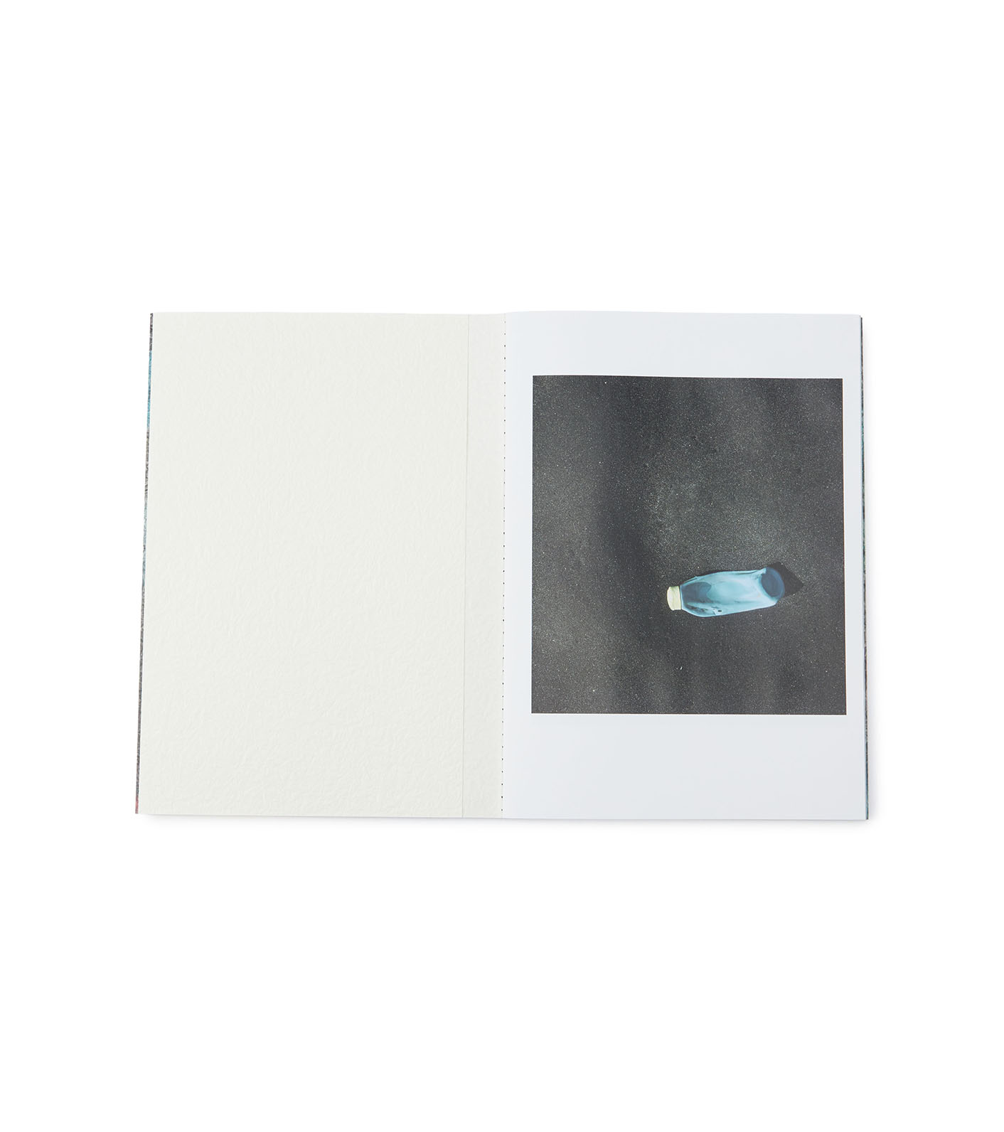 nanamica / Mēdeia2.0 Issue06 Shomei Tomatsu Plastics
