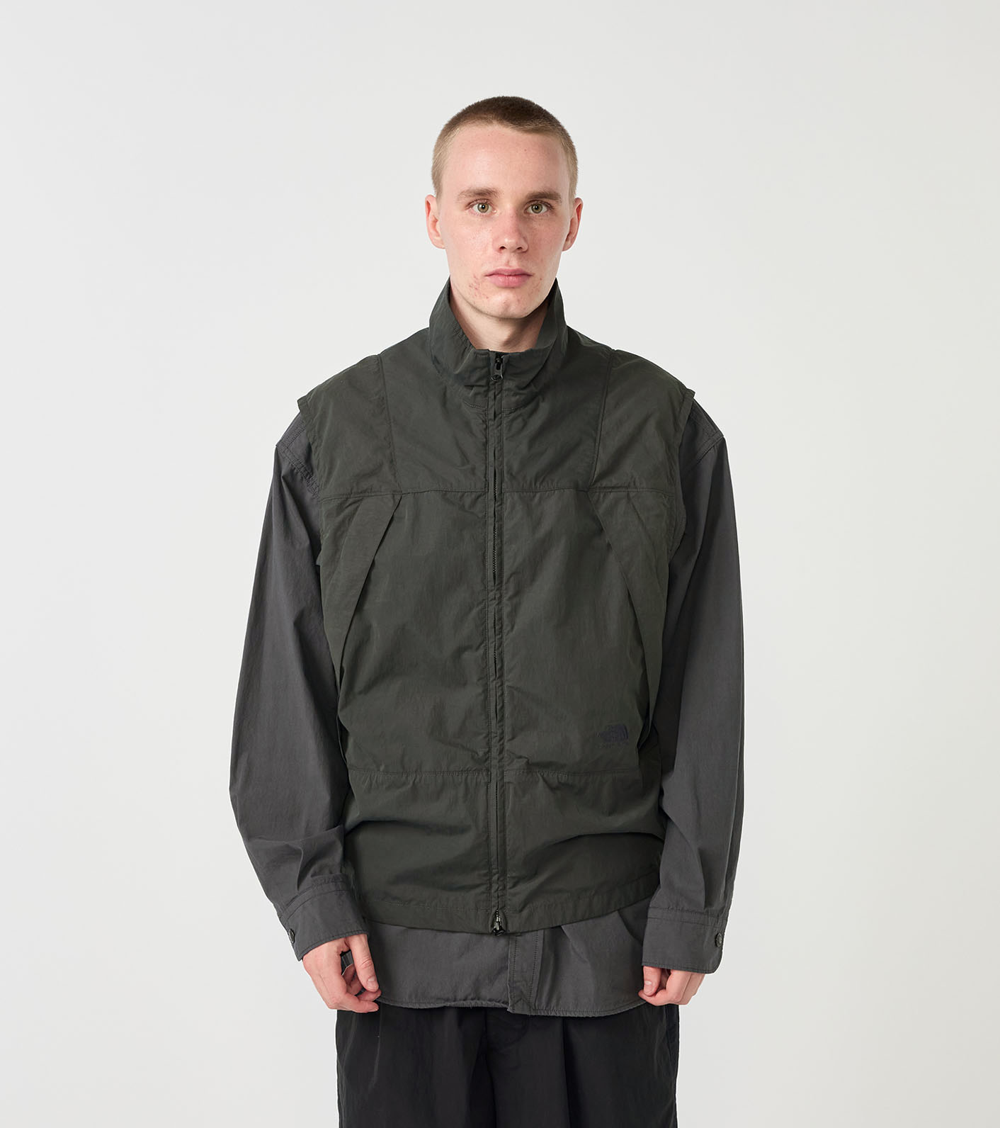 nanamica / Brushed Weather Mountain Wind Vest