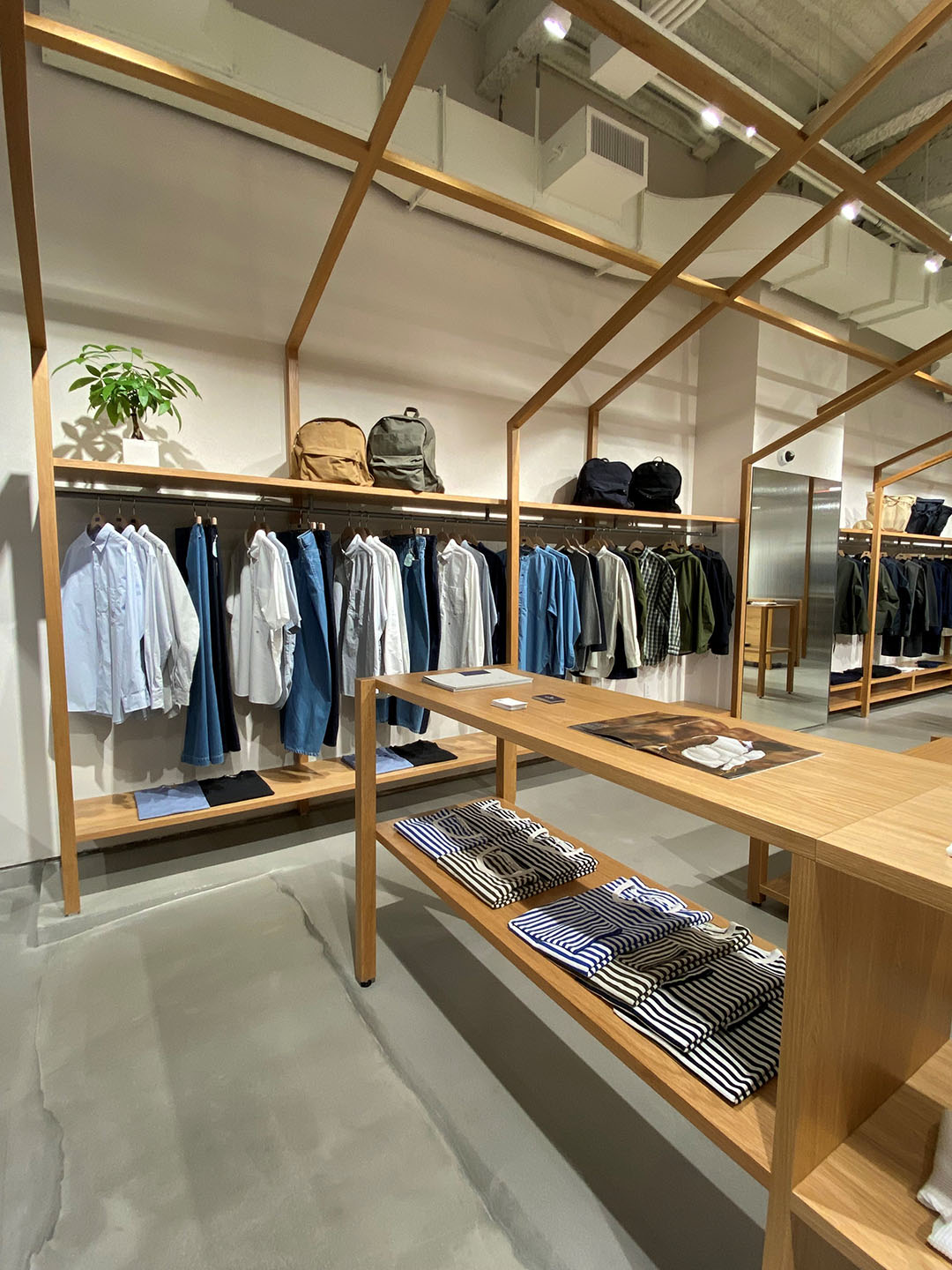 STORE - NEW YORK